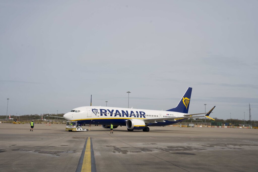 Ryanair kappt Winterangebot in Deutschland: 800.000 Sitze und 24 Strecken fallen weg