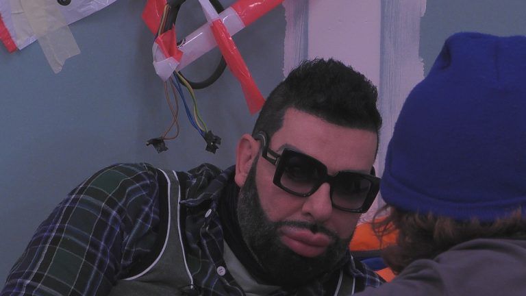 Wer ist raus bei „Promi Big Brother“ 2025: Zwei Promis fliegen – und ein pikantes Geheimnis sorgt für Lacher