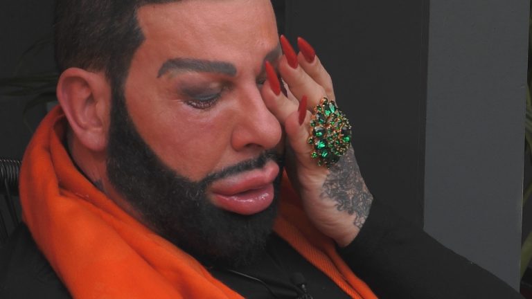 „Promi Big Brother“ heute: Harald Glööckler bricht in Tränen aus – Jimi & Yeliz sprechen über zweite Chance, Désirée Nick feiert emotionales TV-Comeback