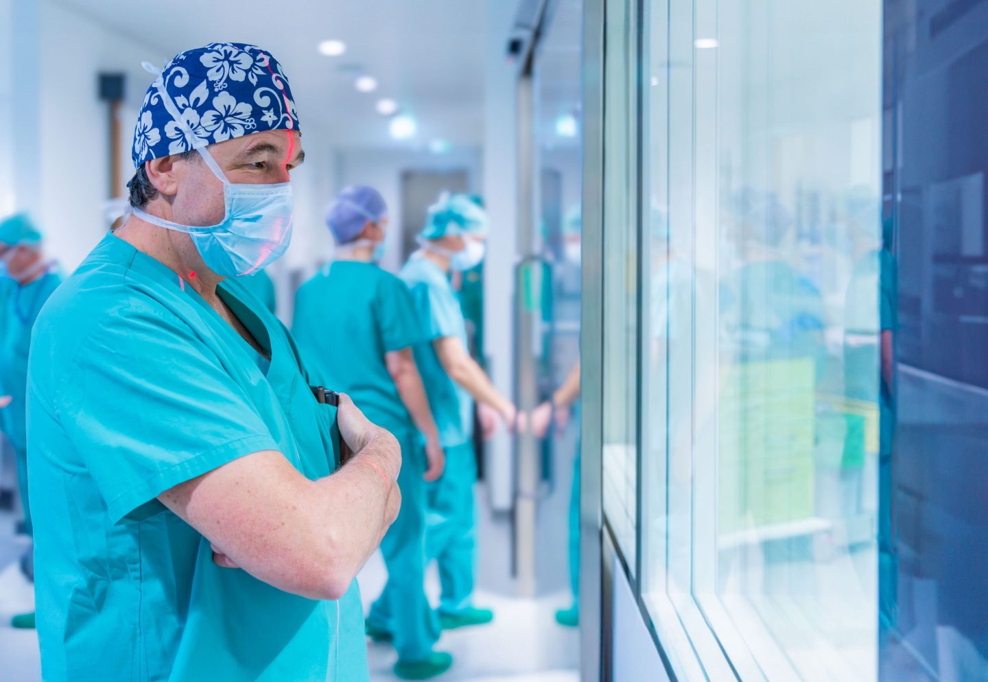„KI darf den Menschen nicht verdrängen“ – Prof. Uwe Spetzger vom Klinikum Karlsruhe warnt vor Kontrollverlust in der Medizin