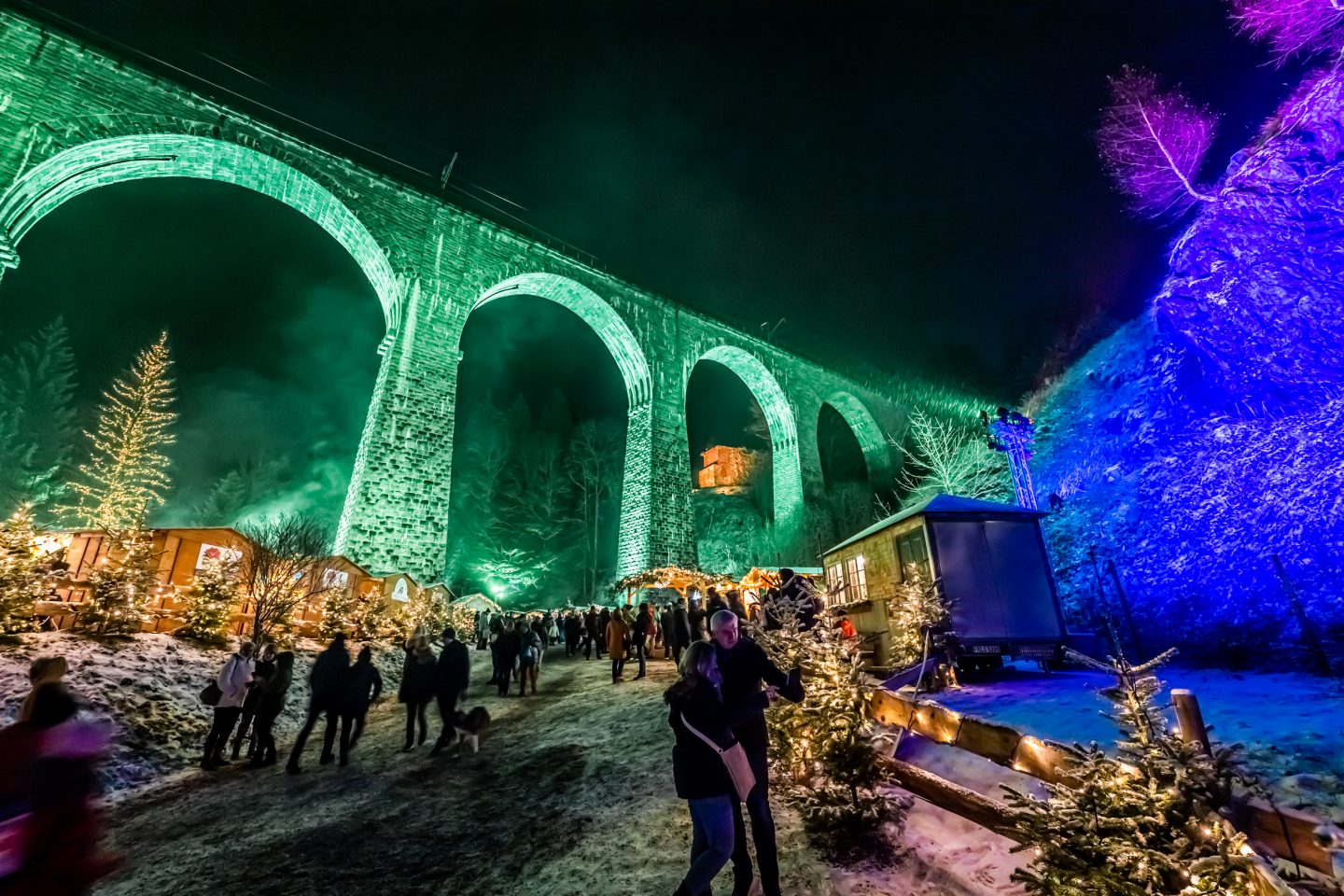 Weihnachtsmarkt in der Ravennaschlucht: Wer hin will, muss schnell sein – So sichern Sie sich jetzt Tickets für einen der schönsten im Schwarzwald Weihnachtsmarkt in der Ravennaschlucht %C2%A9Klaus Hansen 2