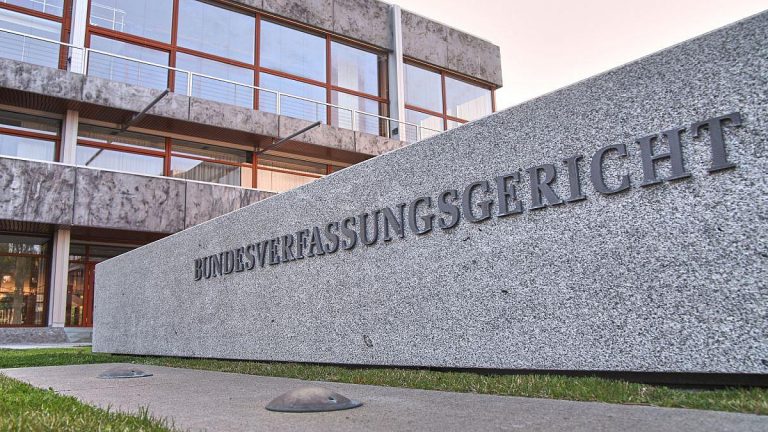 Brosius-Gersdorf äußert Kritik an Kanzler Merz und CDU/CSU-Fraktion nach gescheiterter Wahl