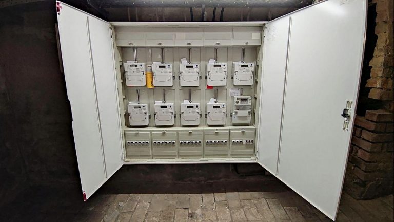 Bundesnetzagentur beobachtet fallende Netzentgelte für Verbraucher in Deutschland