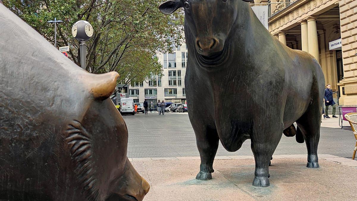 DAX startet stabil am Tag der Deutschen Einheit
