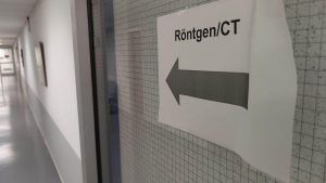 Linke fordert Übernahmegarantie für insolvente Kliniken in der Fläche
