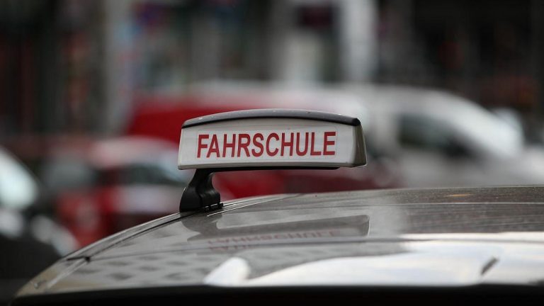Verkehrssicherheitsrat warnt vor niedrigeren Standards bei Führerscheinprüfungen in Deutschland Verkehrssicherheitsrat warnt vor niedrigeren Standards bei Führerscheinprüfungen in Deutschland