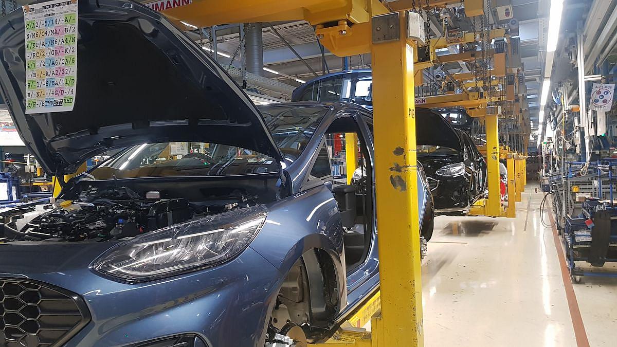 Lies zum Autogipfel in Berlin: Oberstes Ziel ist Sicherung der Arbeitsplätze