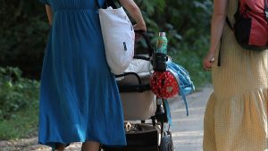Bundesjustizministerin Hubig kündigt Reform des Familienrechts an