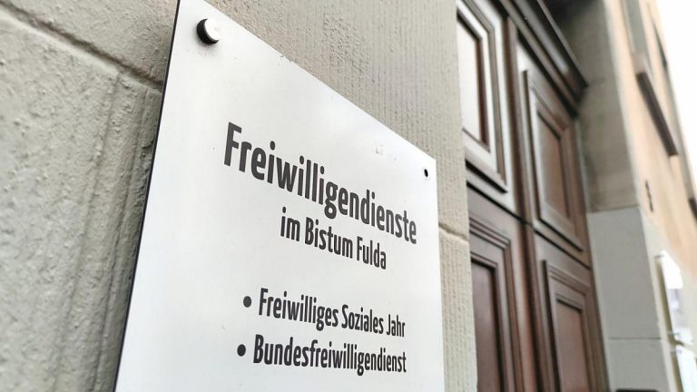 Unterschiede im Taschengeld: Westdeutsche Freiwillige erhalten mehr