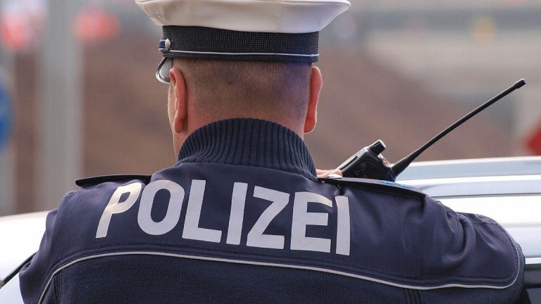 Frankfurt am Main: Ermittlungen gegen Polizisten wegen Gewaltvorwürfen