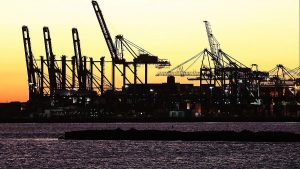 Verarbeitendes Gewerbe verzeichnet Rückgang im August 2025