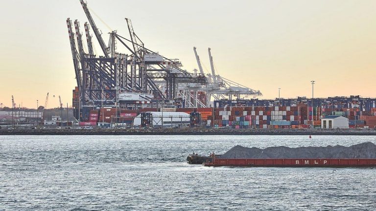 Ifo-Umfrage: Unternehmen in Deutschland zunehmend verunsichert