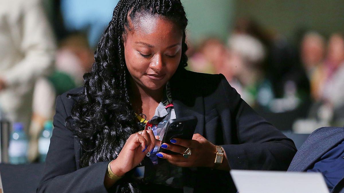 Schleswig-Holstein: Aminata Touré bezeichnet Kleidung als „Panzer“