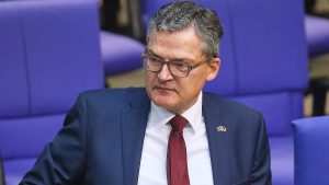 Berlin: Kiesewetter fordert Demut und Aufklärung der Russlandpolitik
