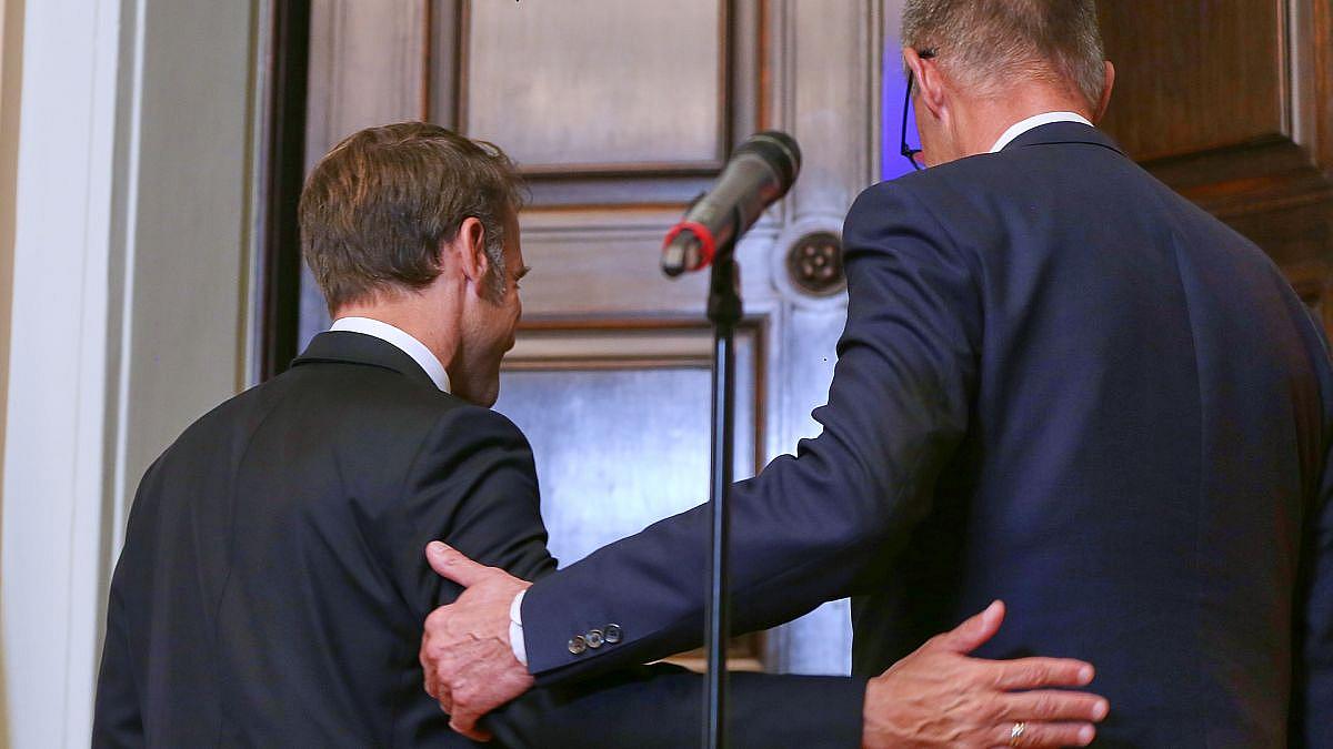 Bundesregierung: uneingeschränktes Vertrauen in Frankreich