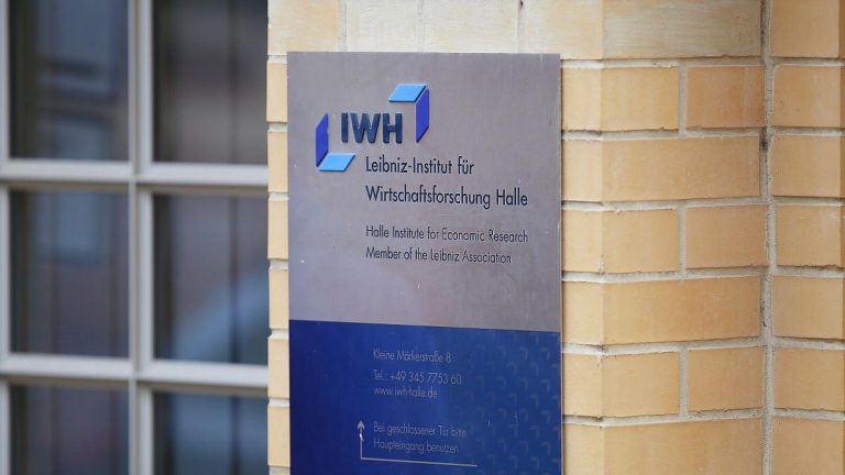 Halle: IWH-Vize lehnt Ost-Förderpolitik ab