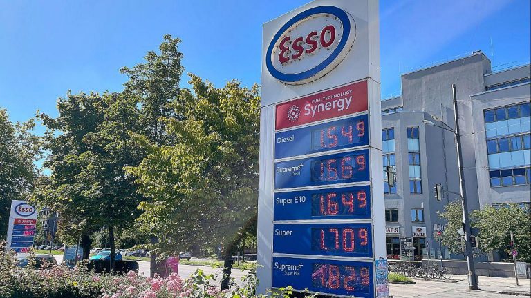 Kraftstoffpreise in Deutschland sinken erneut leicht