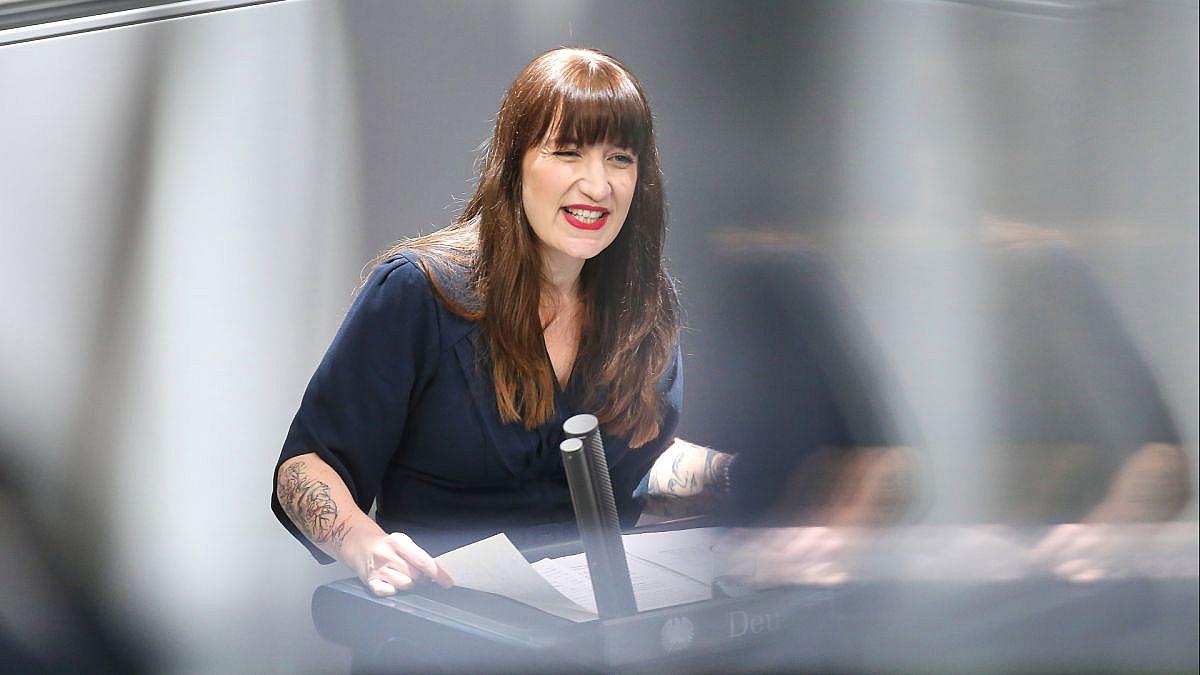 Heidi Reichinnek kritisiert Merz wegen Instrumentalisierung von Frauen
