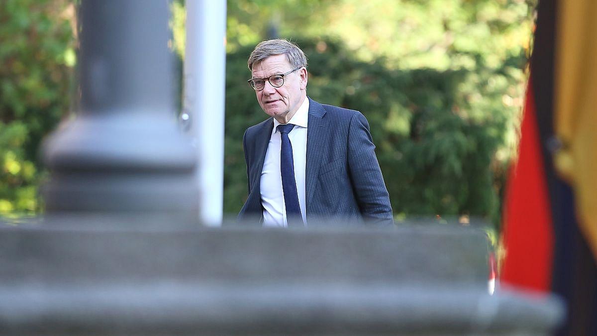 Wadephul plädiert in Deutschland für sofortige Wehrpflicht