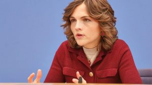 Ostbeauftragte fordert mehr Einsatz für strukturschwache Regionen