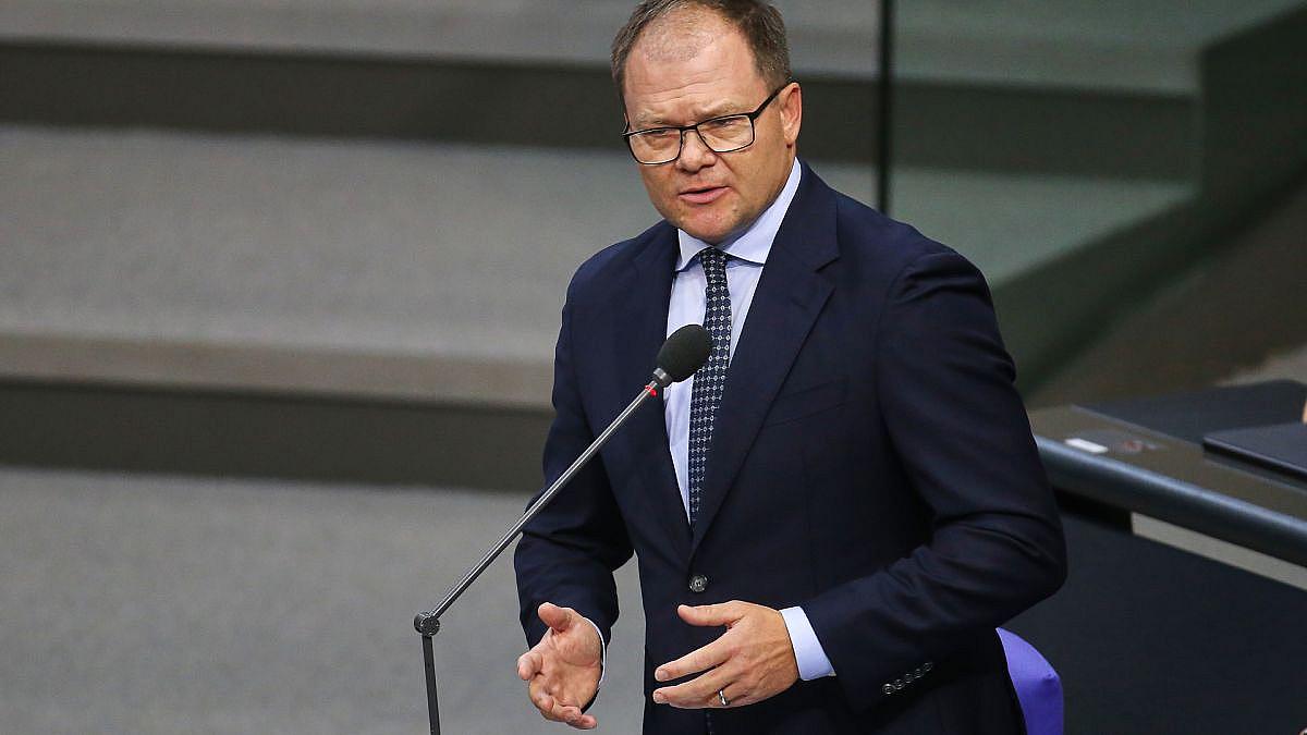 Umweltminister Carsten Schneider pocht auf 90 Prozent CO2-Reduktion in der EU bis 2040