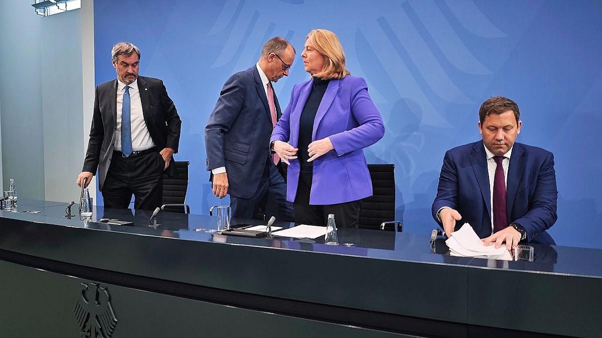 Grünen-Chef Felix Banaszak wirft Koalition in Mediengruppe Bayern Realitätsverlust vor