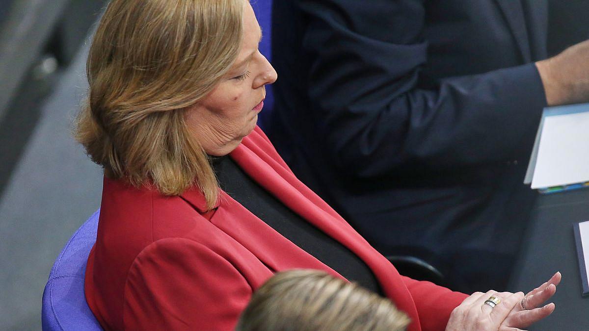 JU-Chef Winkel: Milliardenschwere Trickserei bei Rente im deutschen Bundestag