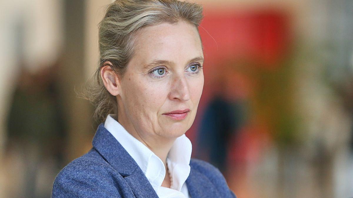 Berlin: Spahn fordert von Weidel Aufklärung