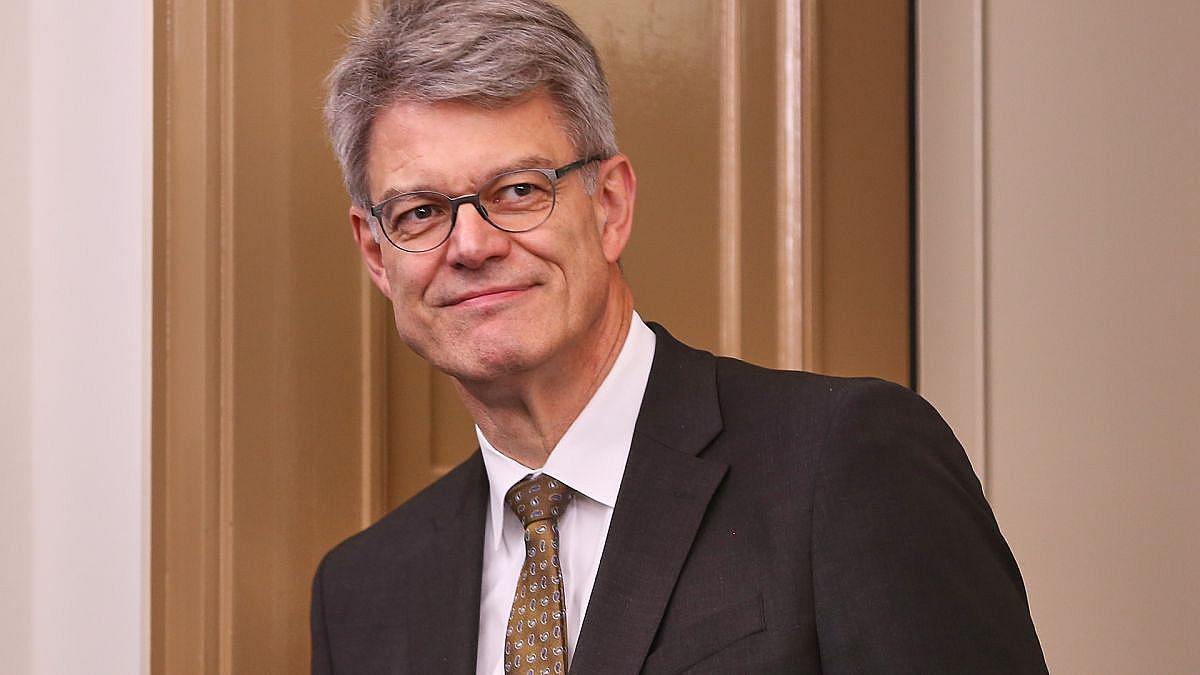 Berlin: Schnieder nach Kreislaufkollaps wieder dienstfähig