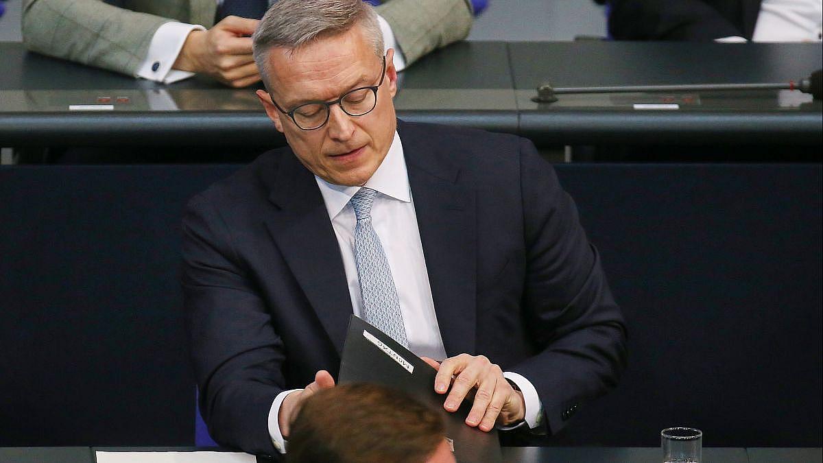 Bundesdigitalminister Wildberger kündigt digitale Brieftasche für Anfang 2027 an