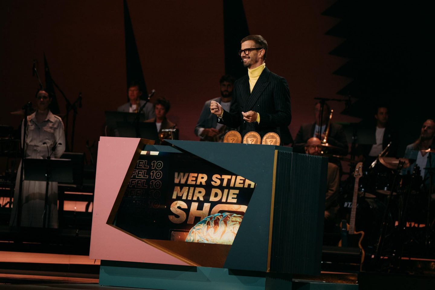 Joko gegen alle: „Wer stiehlt ihm heute die Show?“ heute – Promi-Schlacht um Jokos Moderationsplatz!