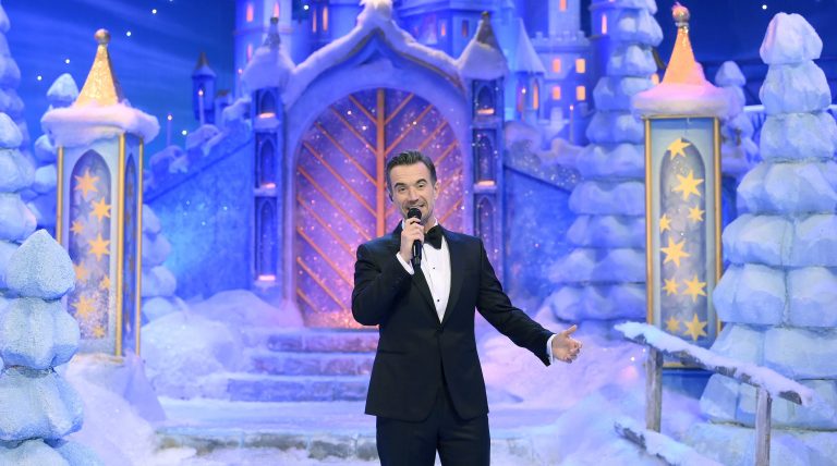 Panne beim „Adventsfest der 100.000 Lichter“: Silbereisen spricht Joey Kelly mit falschem Namen an