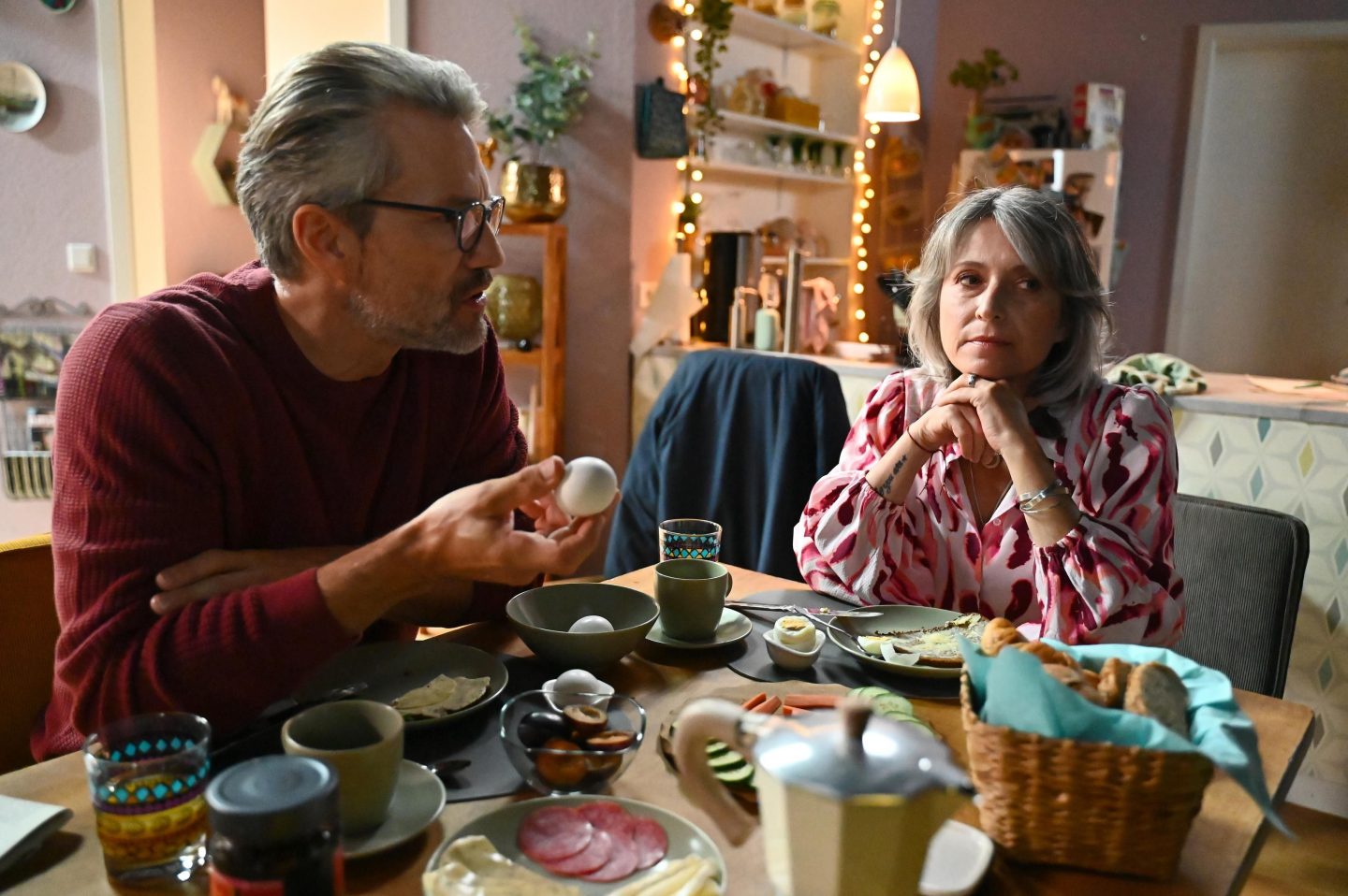 Alles was zählt | AWZ heute, 25.11.2025 – Zum Greifen nah: Intrigen, Freundschaft und neue Chancen 1 Alles was zählt | AWZ heute, 25.11.2025 – Zum Greifen nah: Intrigen, Freundschaft und neue Chancen 4E84B 3