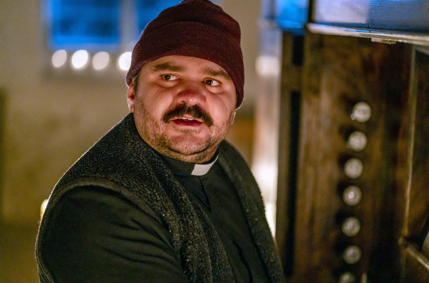 „Der Usedom-Krimi – Sturmtief“ heute im Ersten: Karin Lossow in Lebensgefahr – Fremde suchen Schutz im Haus Witt 1 „Der Usedom-Krimi – Sturmtief“ heute im Ersten: Karin Lossow in Lebensgefahr – Fremde suchen Schutz im Haus Witt 4 Sturmtief Der Usedom Krimi