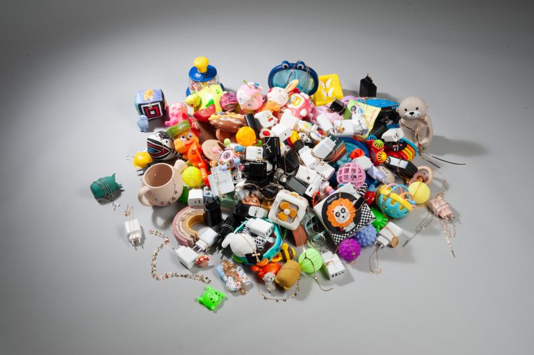 Schock-Ergebnis bei Stiftung Warentest: Beliebte Produkte von Temu und Shein sind giftig und brandgefährlich! Schock-Ergebnis bei Stiftung Warentest: Beliebte Produkte von Temu und Shein sind giftig und brandgefährlich!