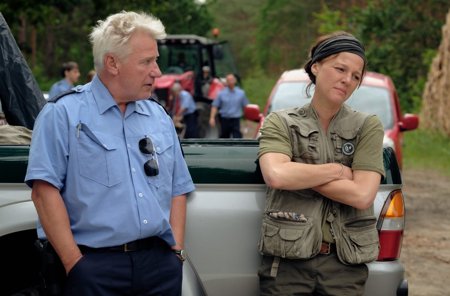 „Wolfsjagd“ heute: Wie eine tote Frau, alte Mythen und eine Wildhüterin das Böse in Brandenburg freilegen – so packend ist das Krimidrama 6 Wolfsjagd