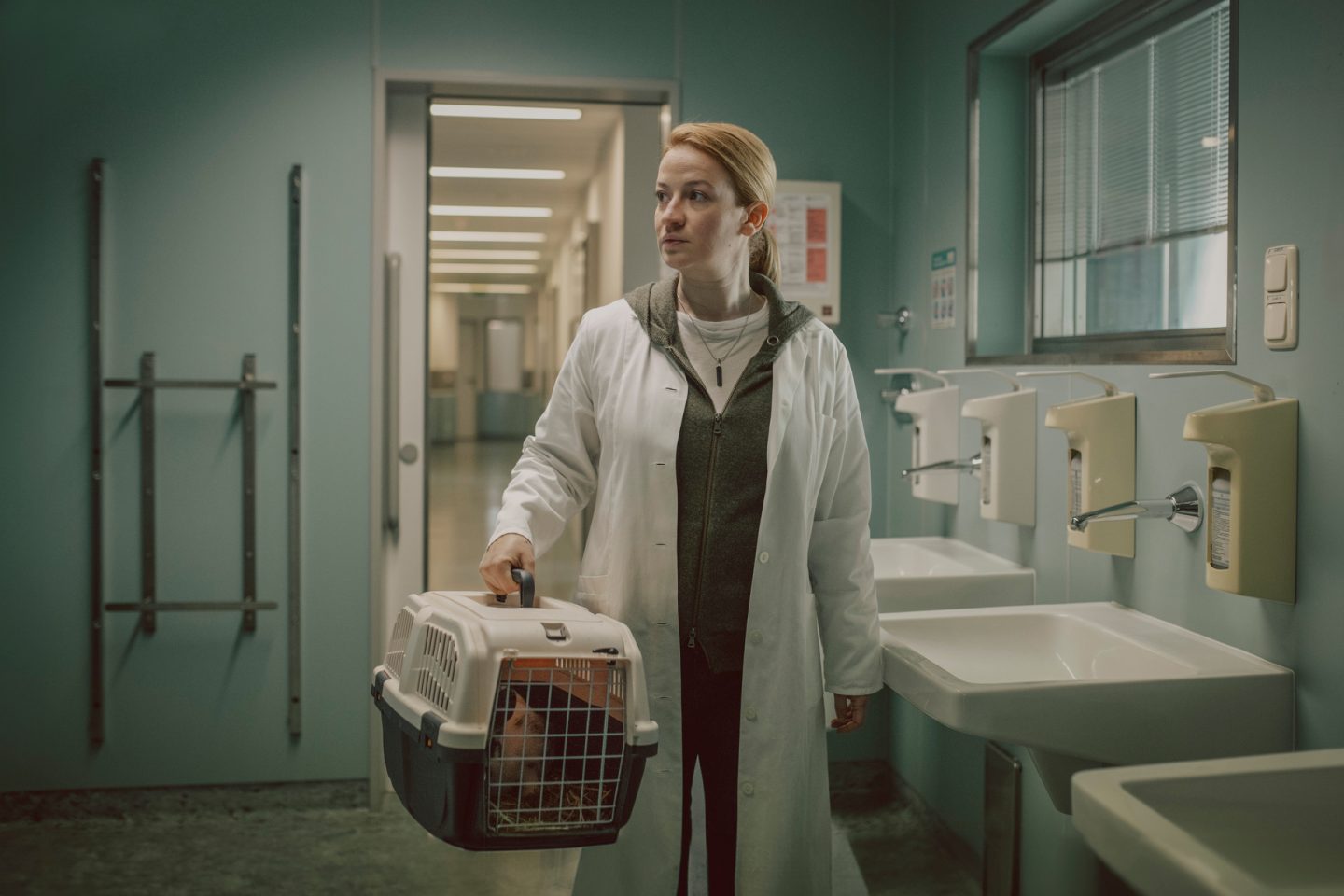 „Theresa Wolff – Nebel“: Heute läuft das große ZDF-Finale – doch Nina Gummich steht schon wieder für den nächsten Thüringenkrimi vor der Kamera! 2 „Theresa Wolff – Nebel“: Heute läuft das große ZDF-Finale – doch Nina Gummich steht schon wieder für den nächsten Thüringenkrimi vor der Kamera! 89700 2 6