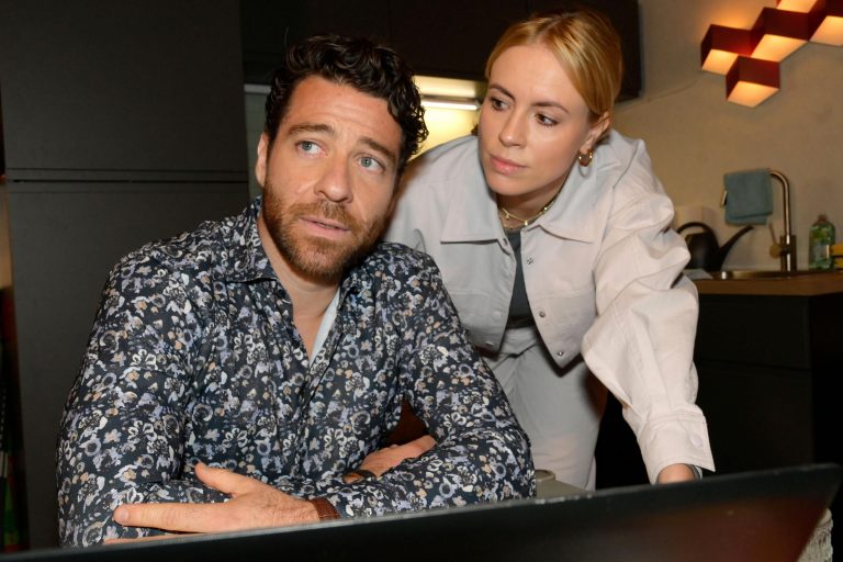 Gute Zeiten, schlechte Zeiten heute, 12.11.2025 – Nur einen Moment nicht aufgepasst: Zoe schmiedet Pläne, Johanna sucht Versöhnung Gute Zeiten, schlechte Zeiten heute, 12.11.2025 – Nur einen Moment nicht aufgepasst: Zoe schmiedet Pläne, Johanna sucht Versöhnung