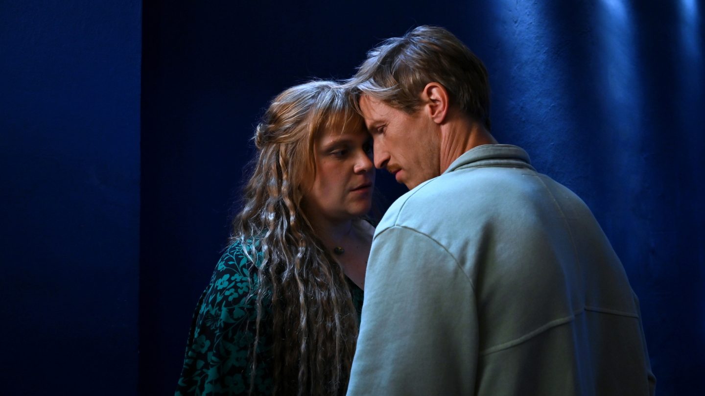 Liebe trotz Likes! „Liebesbrief an Jenny“ beweist heute, dass echte Gefühle keine Filter brauchen – so romantisch wird der ZDF-Film 90567 1 17