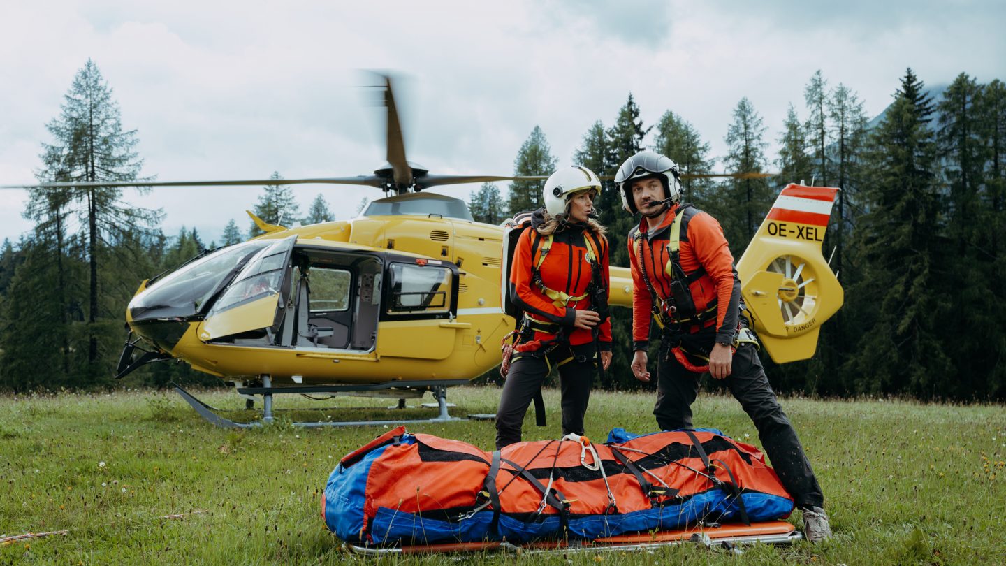 „Die Bergretter“ heute im ZDF: Lebensgefahr in den Alpen – Teenager stürzt ab! Markus zwischen Rettung, Familienchaos und Beziehungskrise 4 „Die Bergretter“ heute im ZDF: Lebensgefahr in den Alpen – Teenager stürzt ab! Markus zwischen Rettung, Familienchaos und Beziehungskrise 92937 4 10