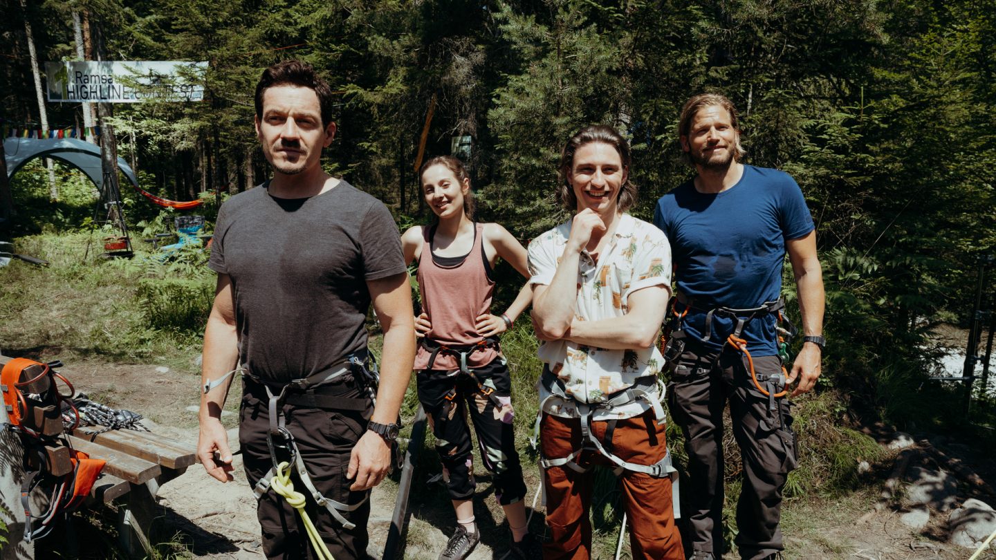 „Die Bergretter“ heute : Zwischen Verzweiflung und Hoffnung – so dramatisch wird Folge 3 der neuen Staffel 92937 6 12