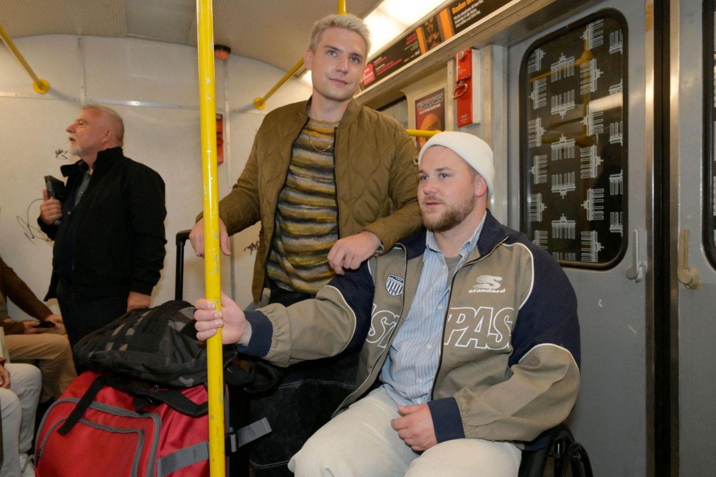 Gute Zeiten, schlechte Zeiten | GZSZ heute, 27.11.2025 – Vereint: Sehnsucht, Halt und stille Sorgen 1 Gute Zeiten, schlechte Zeiten | GZSZ heute, 27.11.2025 – Vereint: Sehnsucht, Halt und stille Sorgen DD80F