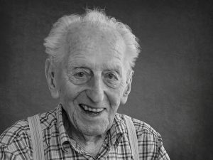 Mit 110 Jahren verstorben: Baden-Württemberg trauert um ältesten Mann Deutschlands aus Kernen im Remstal Mit 110 Jahren verstorben: Baden-Württemberg trauert um ältesten Mann Deutschlands aus Kernen im Remstal