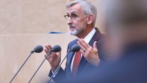 Sachsens Innenminister fordert schnelle Lageeinschätzung zu Syrien Sachsens Innenminister fordert schnelle Lageeinschätzung zu Syrien