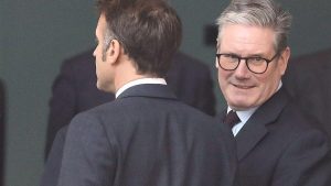Merz trifft Macron und Starmer in Berlin: E3-Abendessen für Europa Merz trifft Macron und Starmer in Berlin: E3-Abendessen für Europa