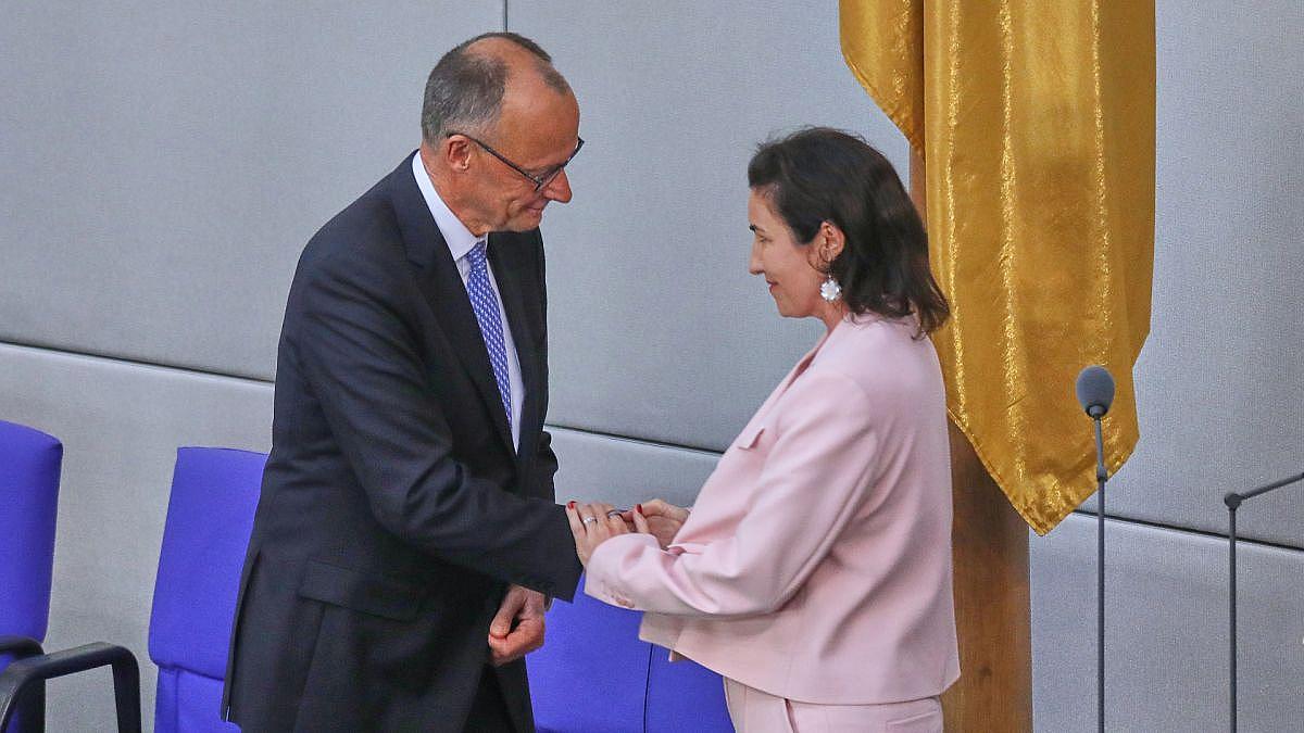 Berlin: Forschungsministerin Bär lobt Merz und Söder als Feministen