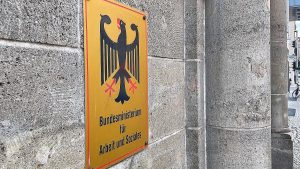 Arbeitsministerium kalkuliert höheres Rentenplus in Berlin Arbeitsministerium kalkuliert höheres Rentenplus in Berlin