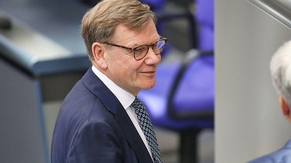 Berlin: Grüne scheitern bei Herbeizitierung von Wadephul