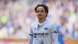 Hannover 96 feiert Sieg in Paderborn