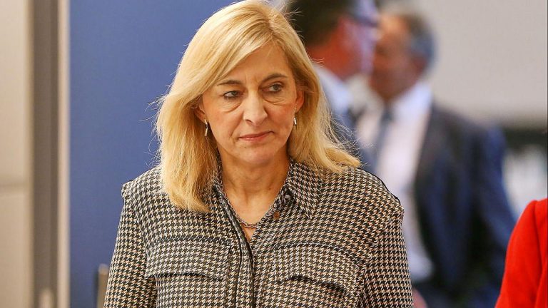 Berlin: Nina Warken erleichtert über höheres Darlehen für Pflegeversicherung